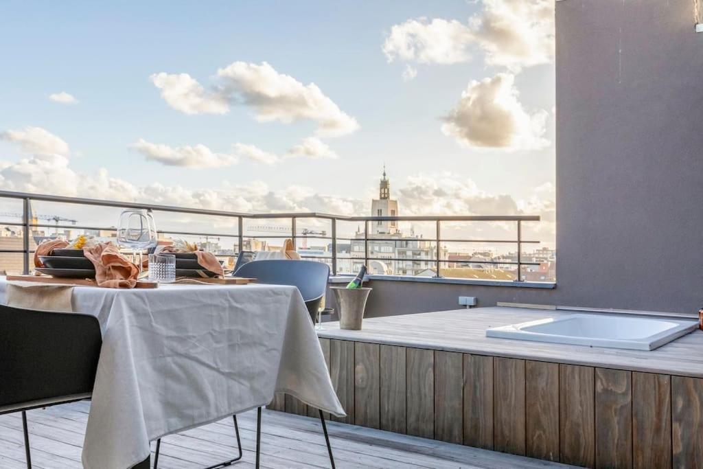 Love Nest - Your Cosy Penthouse Ostend Exterior photo